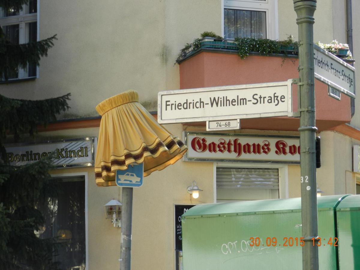 Pension Friedrich-Wilhelm Берлин Экстерьер фото